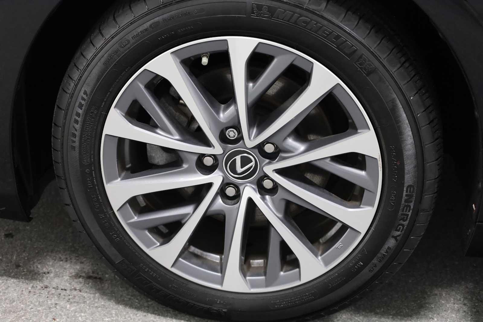 Thumbnail: 2023 Lexus ES - 35