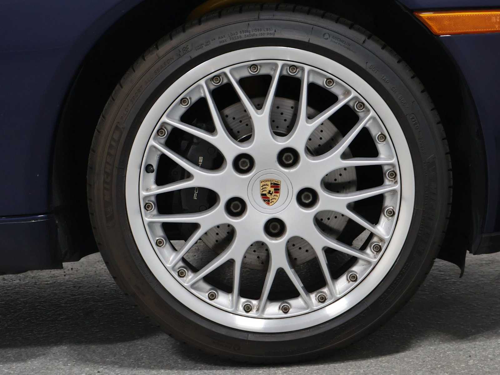 Thumbnail: 2002 Porsche 911 - 12