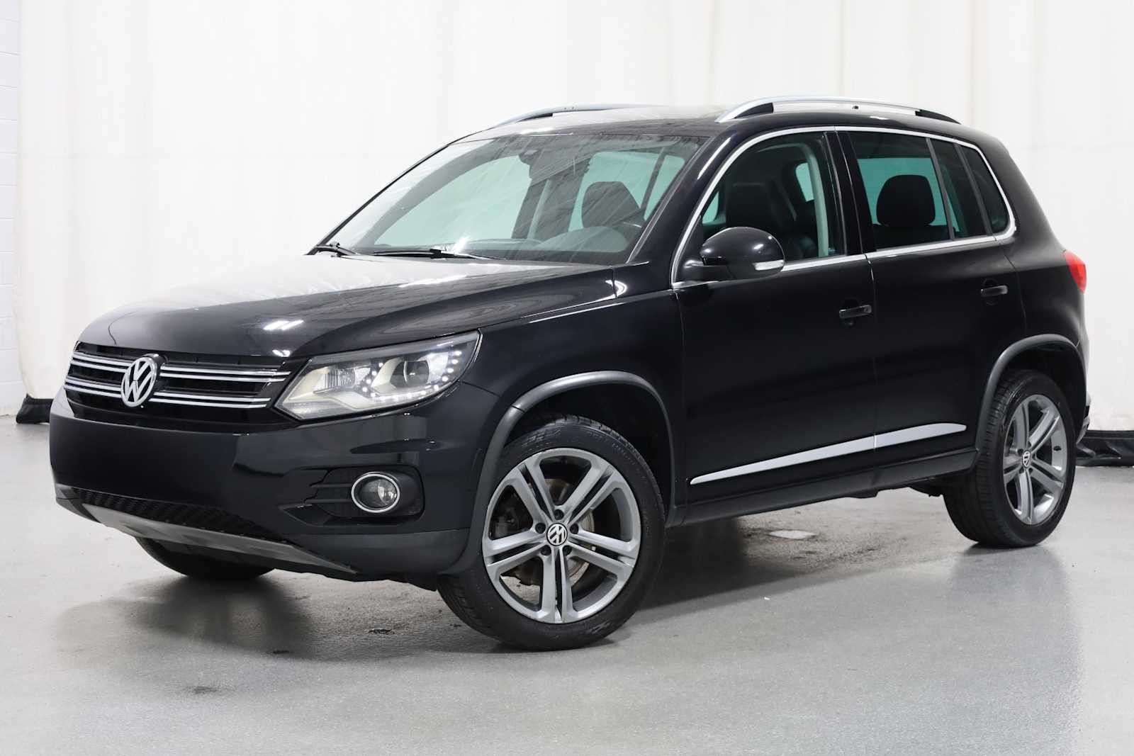 2017 Volkswagen Tiguan Sport -
                  Novi, MI