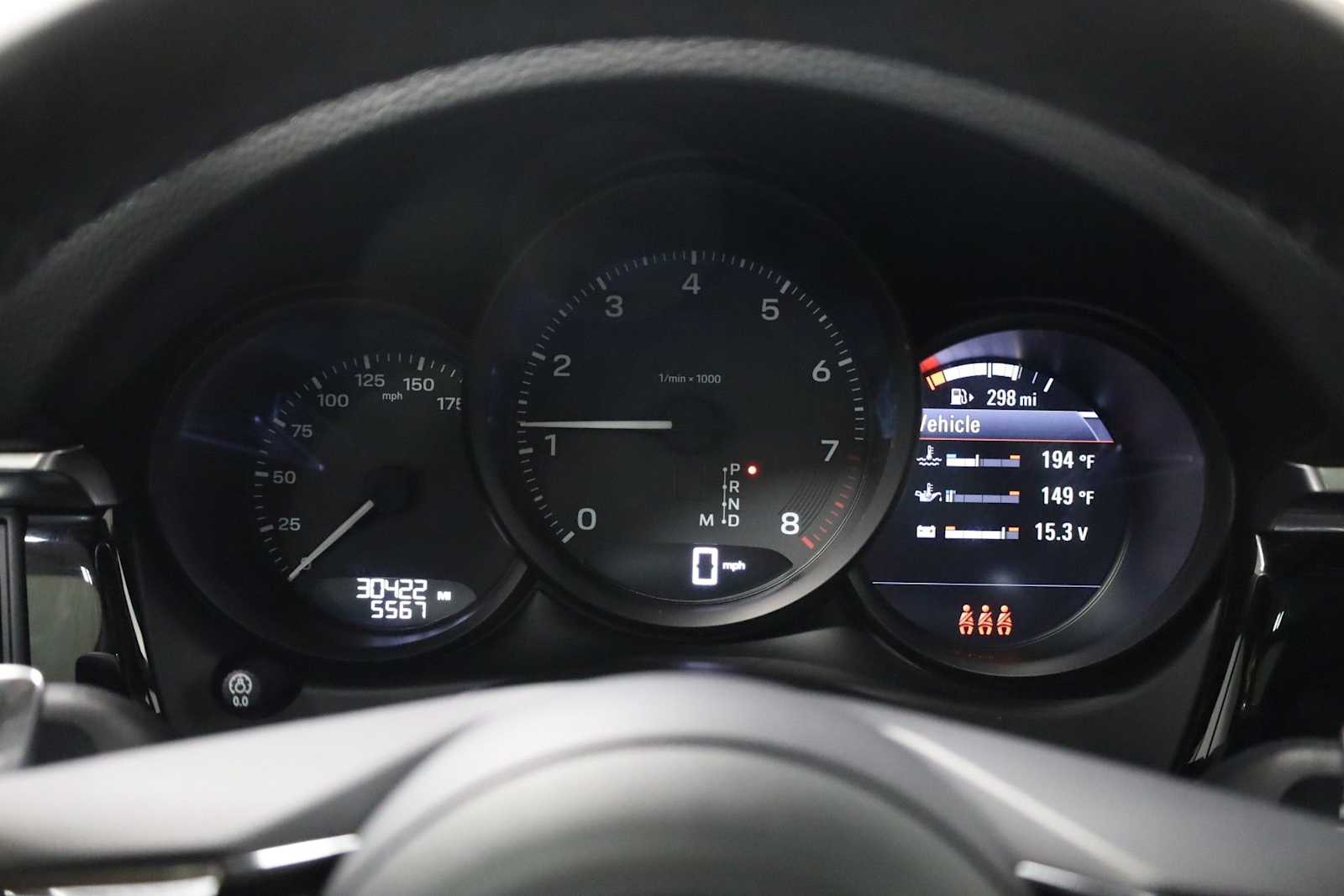 Thumbnail: 2023 Porsche Macan - 24