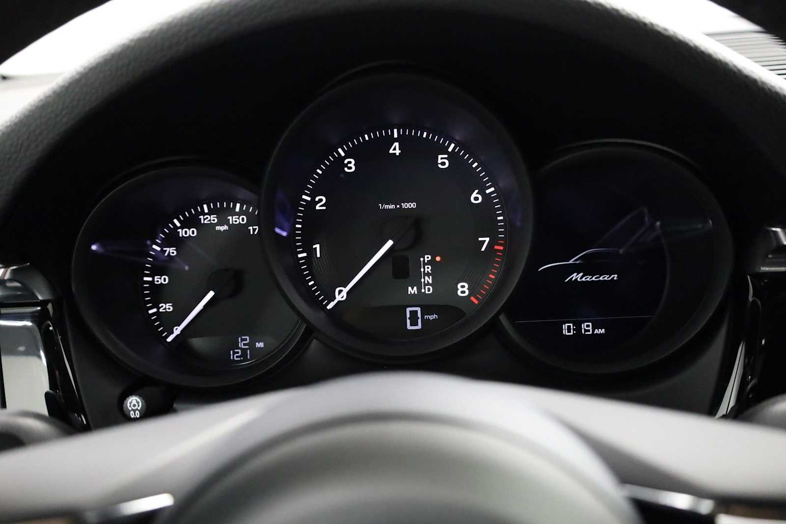 Thumbnail: 2026 Porsche Macan - 24