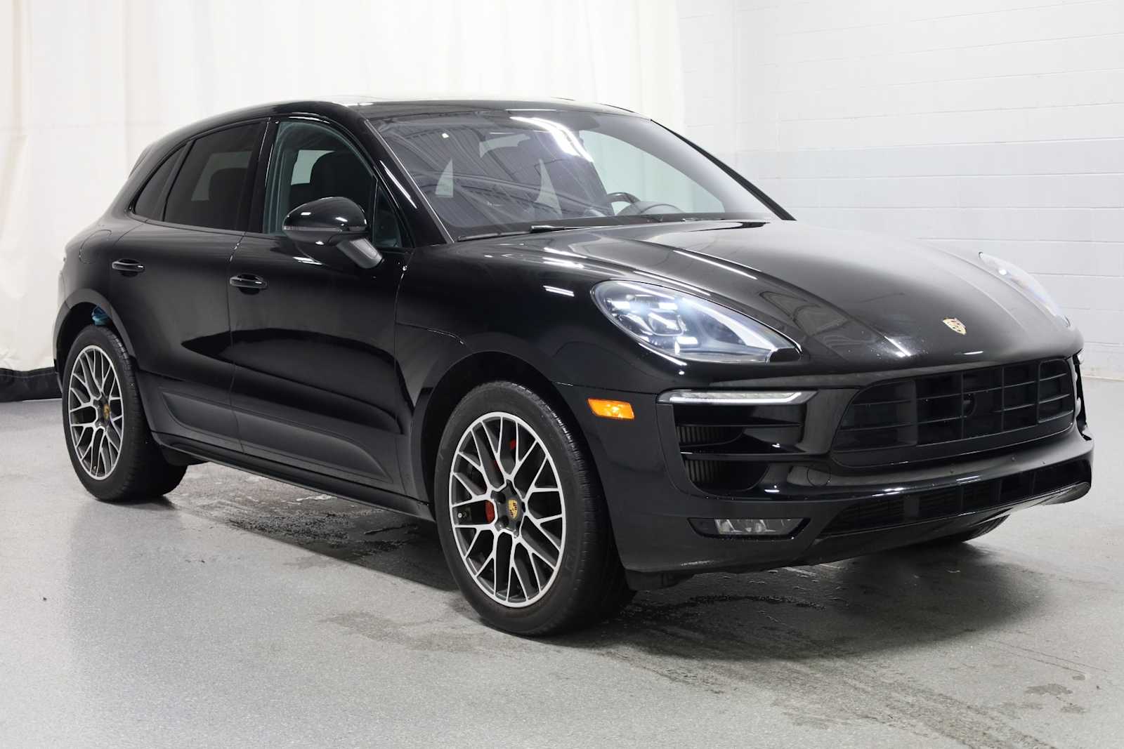 Thumbnail: 2017 Porsche Macan - 12