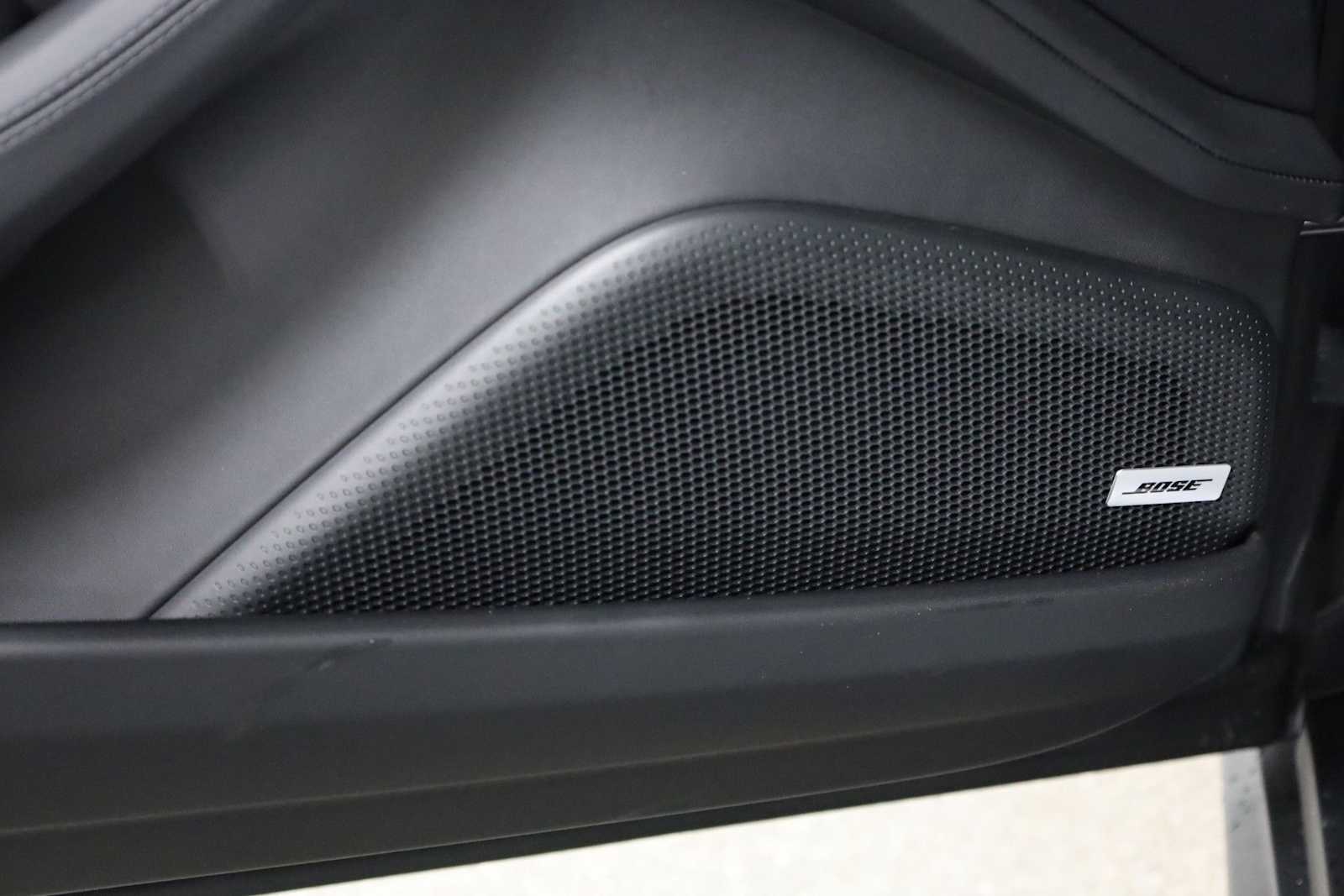 Thumbnail: 2026 Porsche Panamera - 17