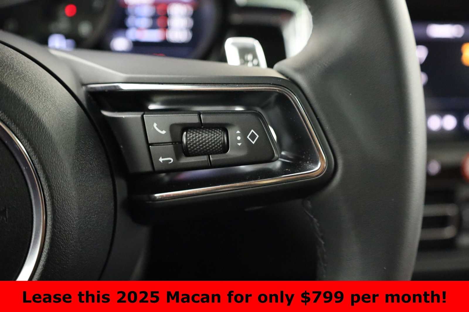 Thumbnail: 2025 Porsche Macan - 28