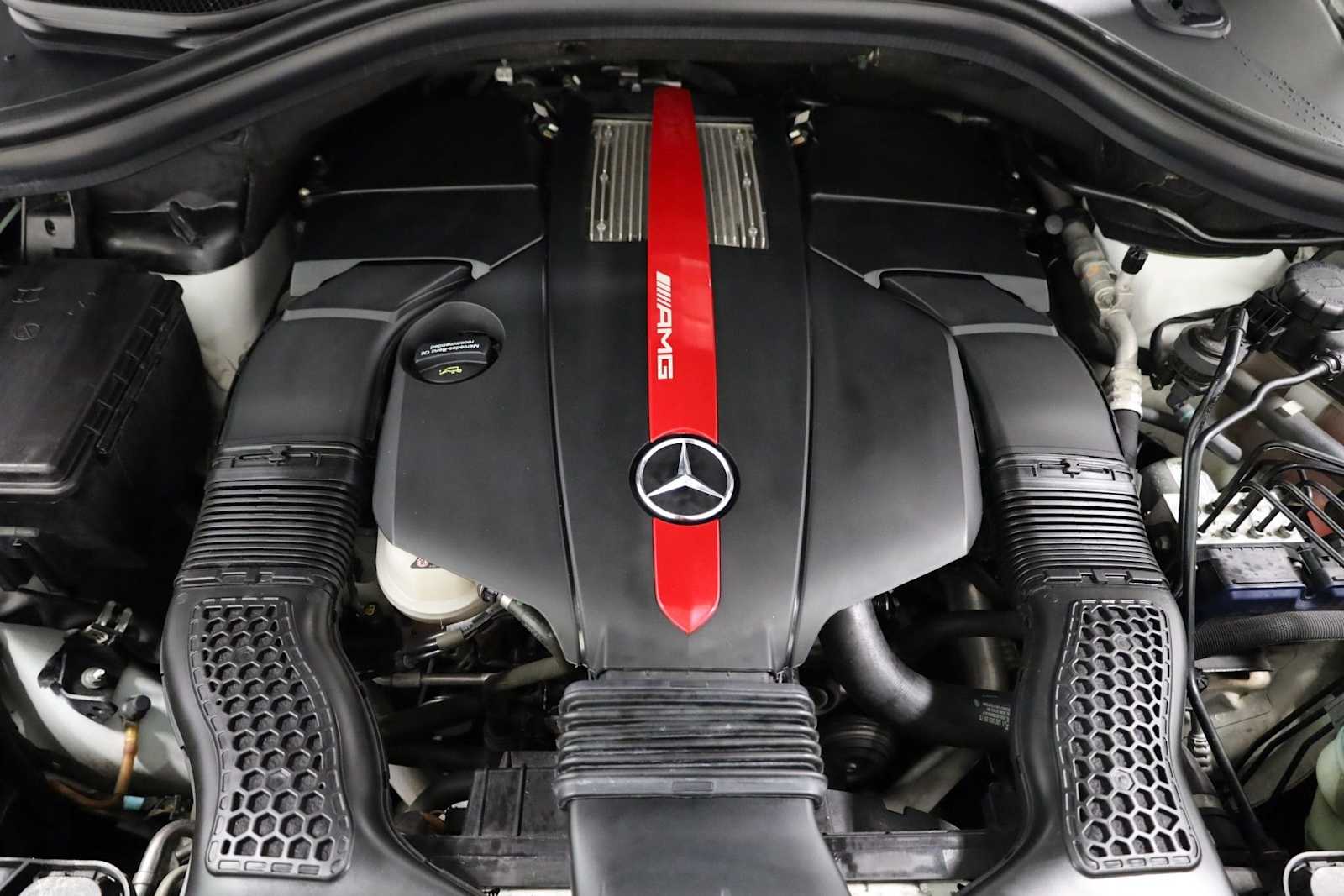 Thumbnail: 2017 Mercedes-Benz GLE - 38