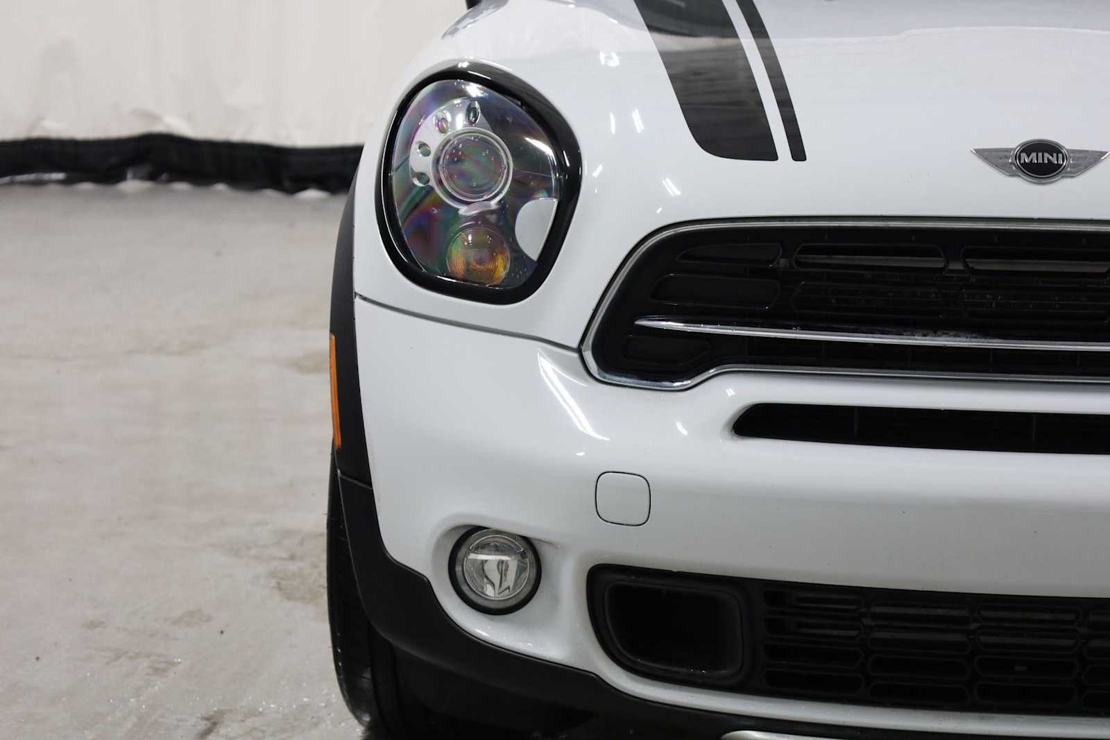 Thumbnail: 2016 MINI Cooper Countryman - 15