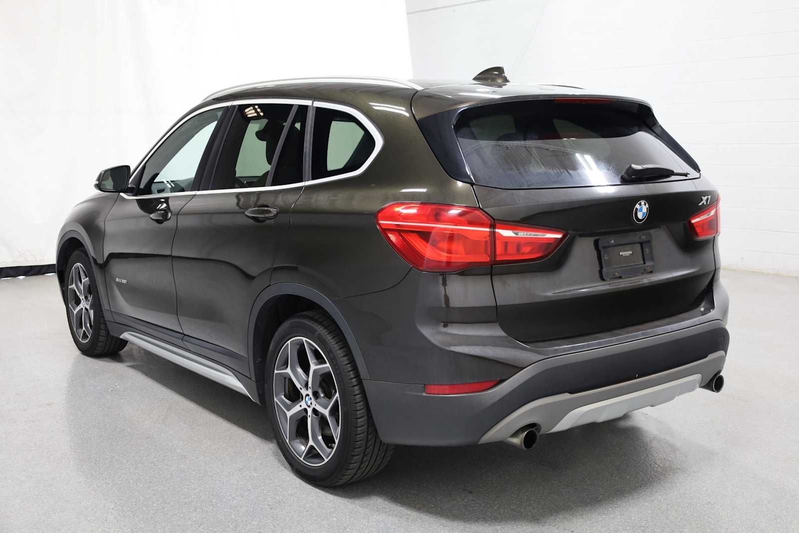 Thumbnail: 2016 BMW X1 - 3