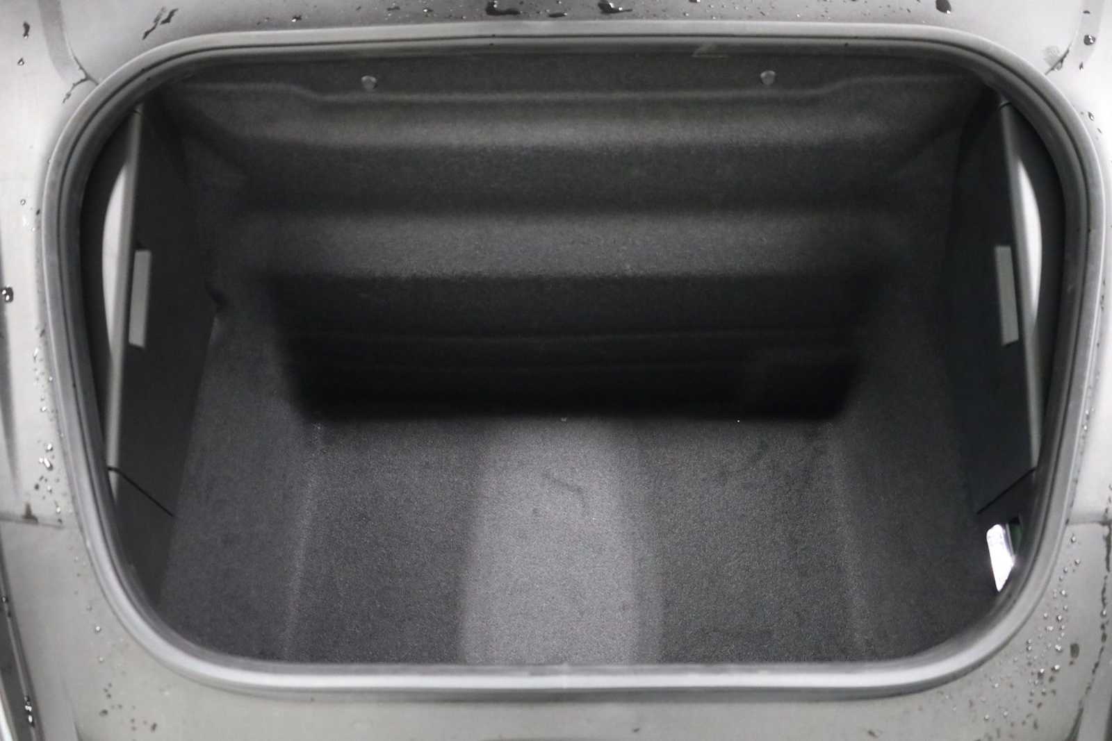 Thumbnail: 2026 Porsche 911 - 40