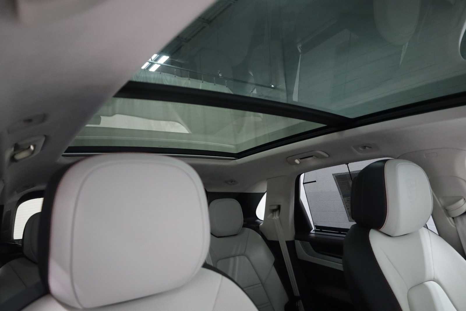 Thumbnail: 2025 Porsche Cayenne - 20