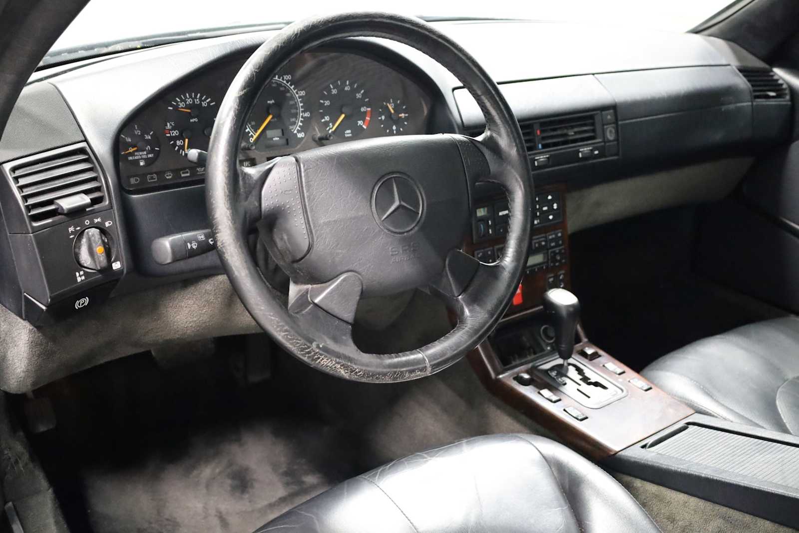 Thumbnail: 1996 Mercedes-Benz SL-Class - 4