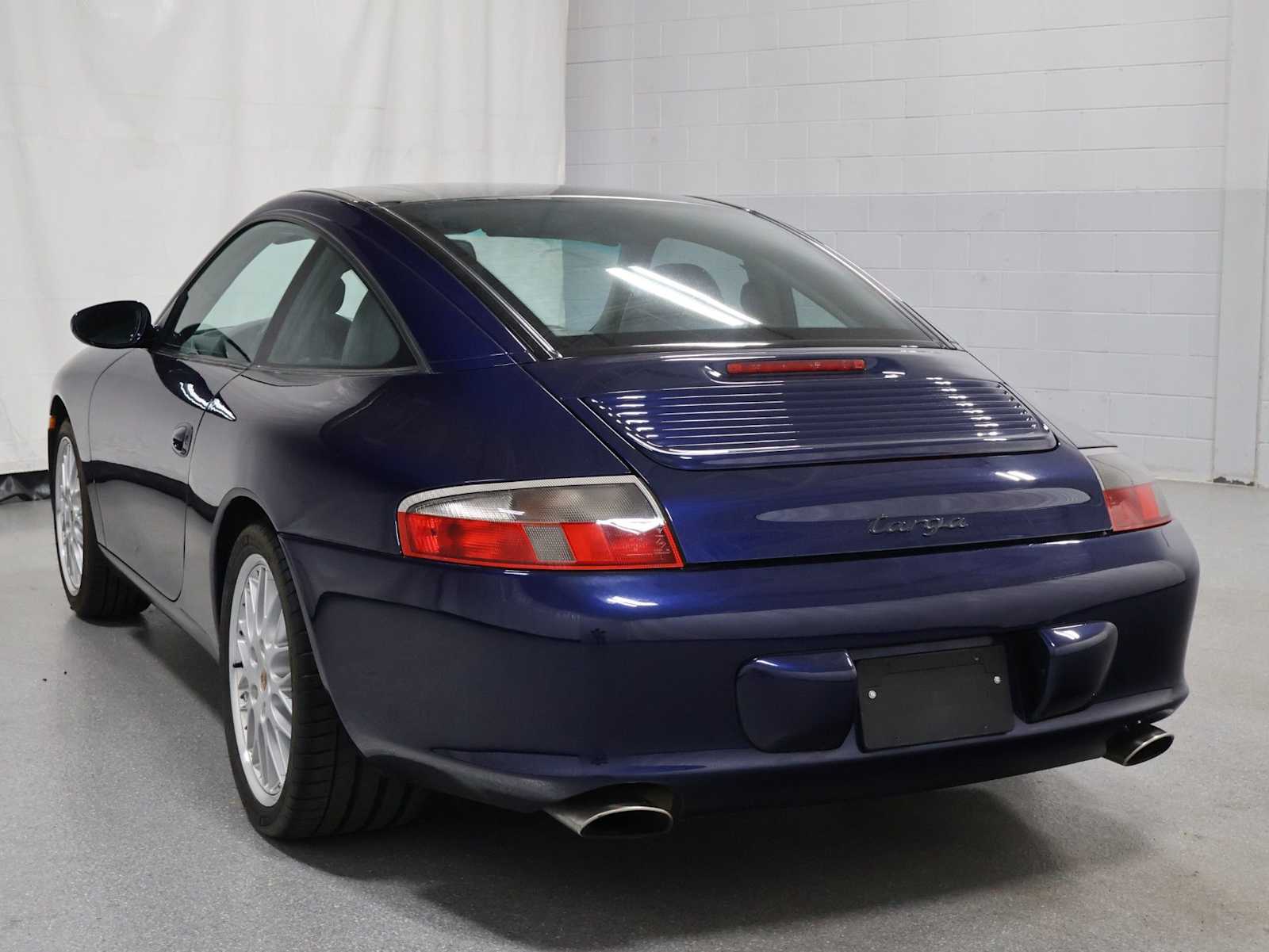 Thumbnail: 2002 Porsche 911 - 3