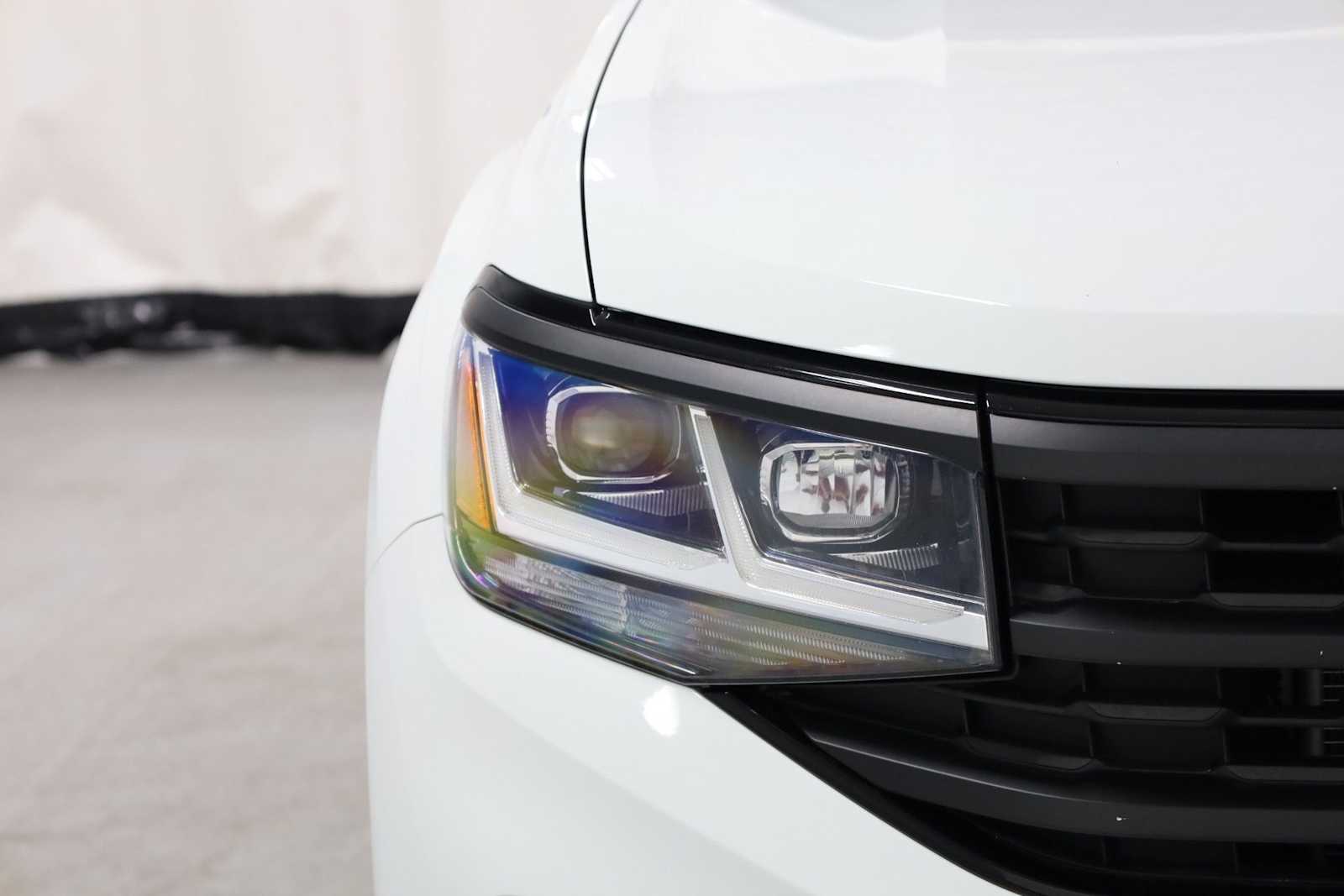 Thumbnail: 2021 Volkswagen Atlas - 15