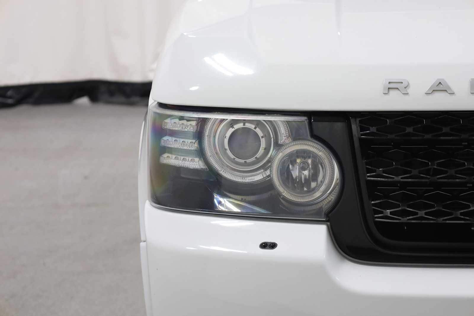 Thumbnail: 2012 Land Rover Range Rover - 15
