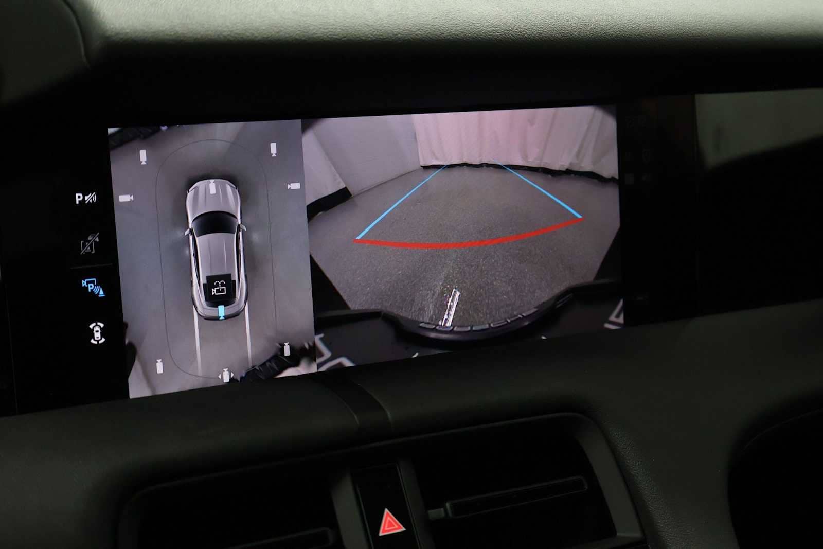 Thumbnail: 2026 Porsche Taycan - 31