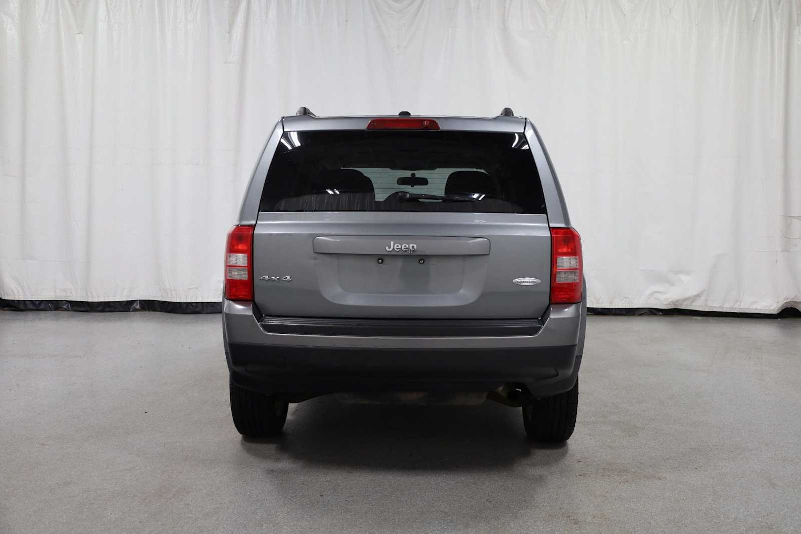 Thumbnail: 2014 Jeep Patriot - 7