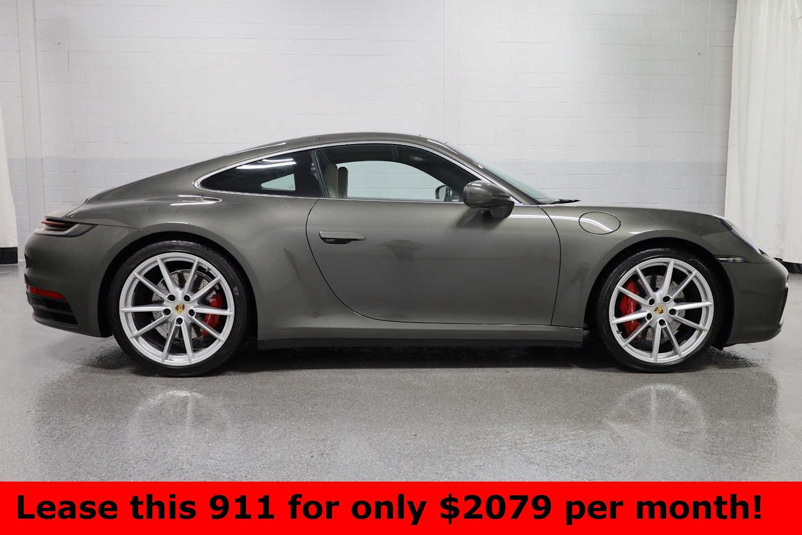 Thumbnail: 2024 Porsche 911 - 10