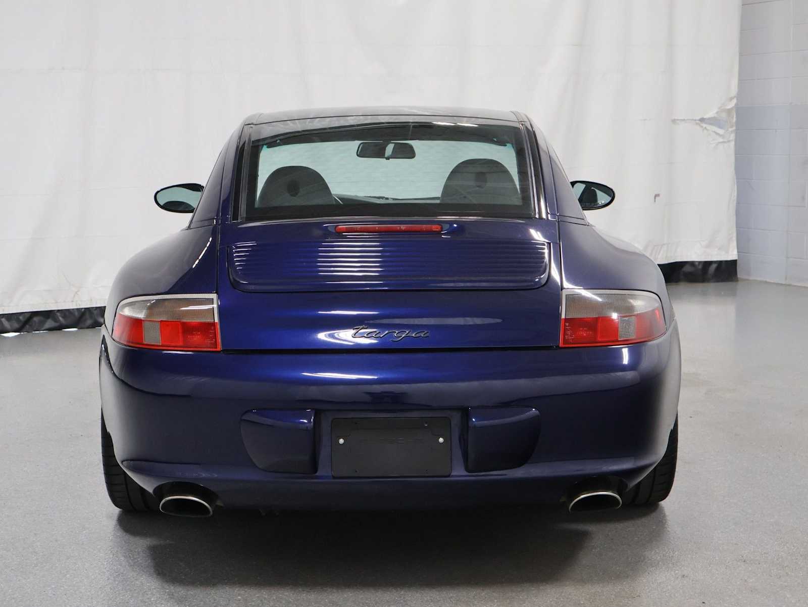 Thumbnail: 2002 Porsche 911 - 7