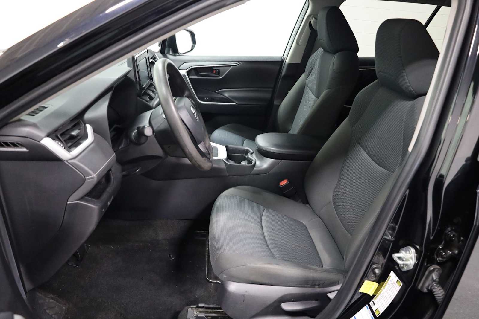 Thumbnail: 2021 Toyota RAV4 - 5