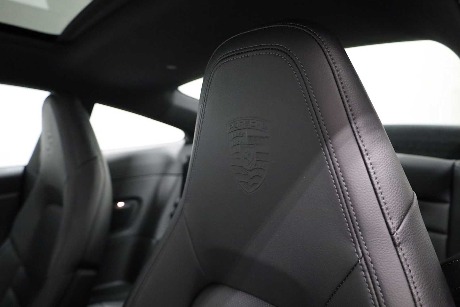 Thumbnail: 2025 Porsche 911 - 19