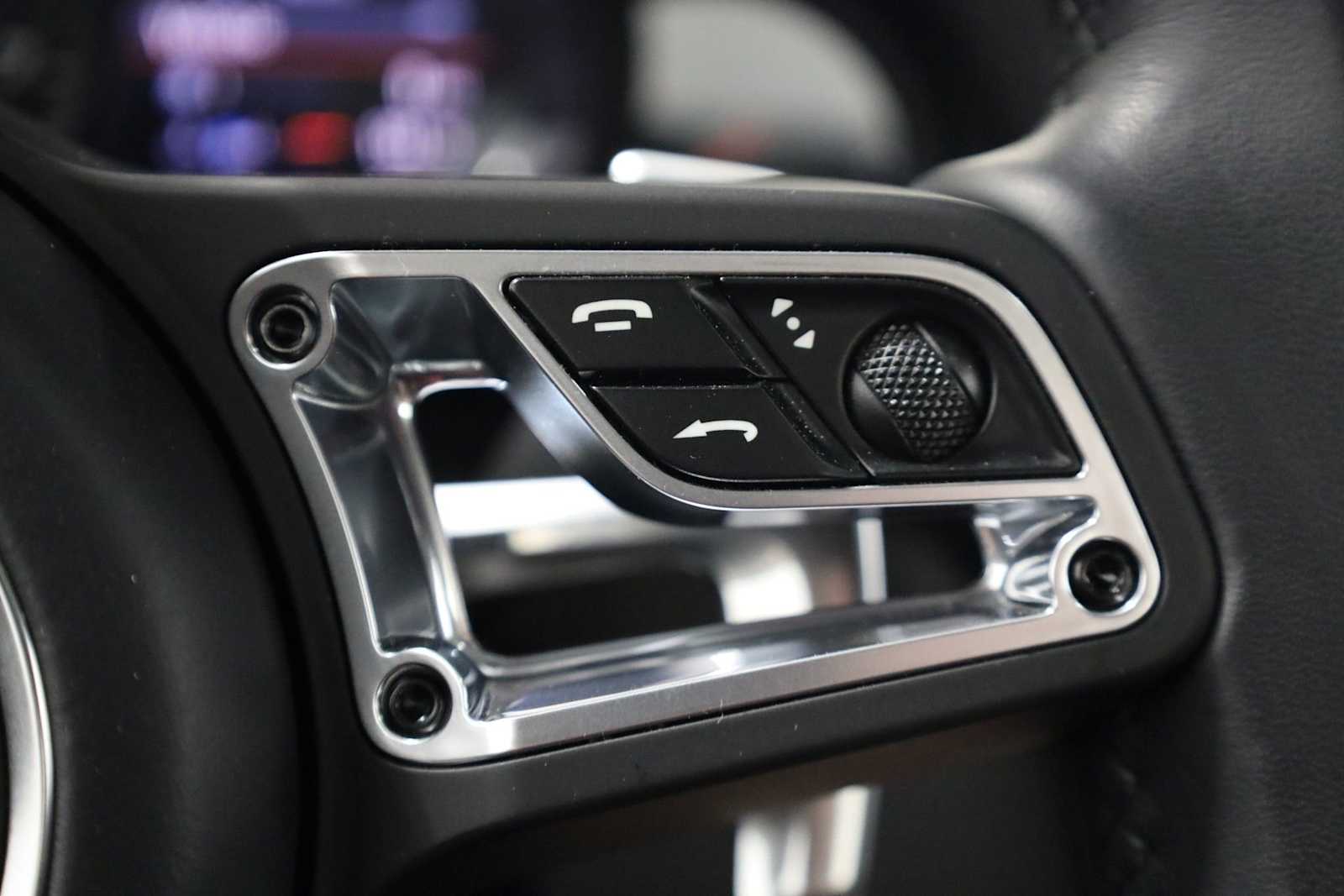 Thumbnail: 2019 Porsche 911 - 27