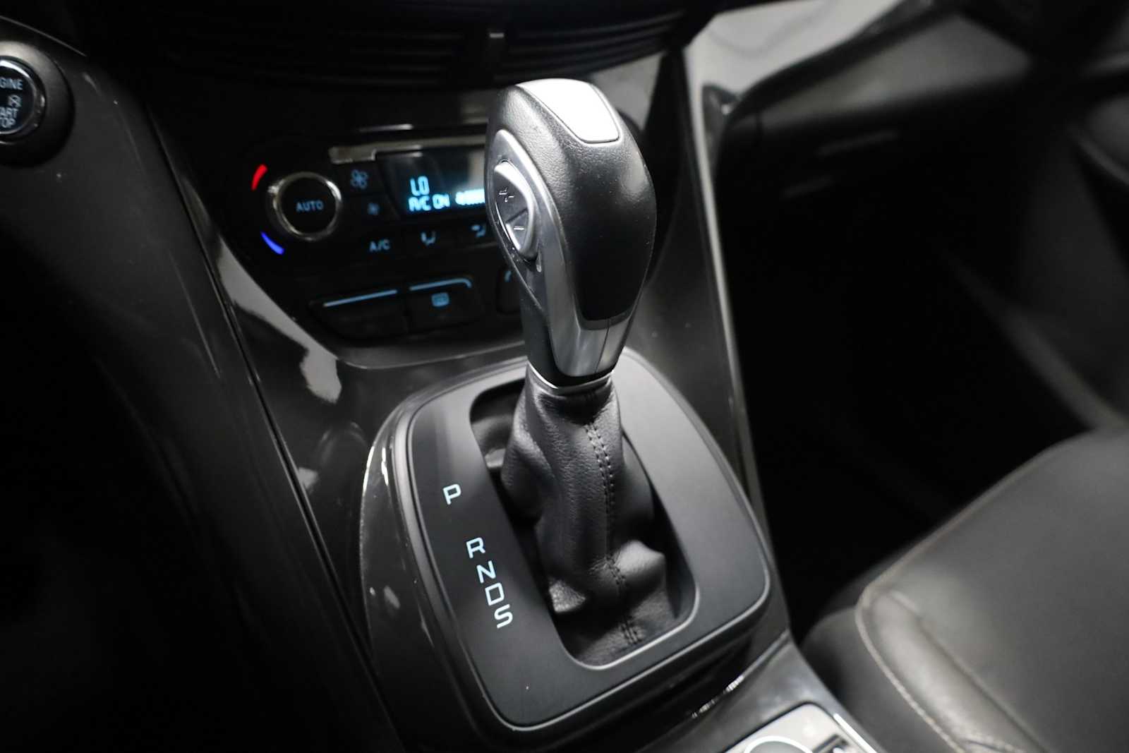 Thumbnail: 2014 Ford Escape - 26
