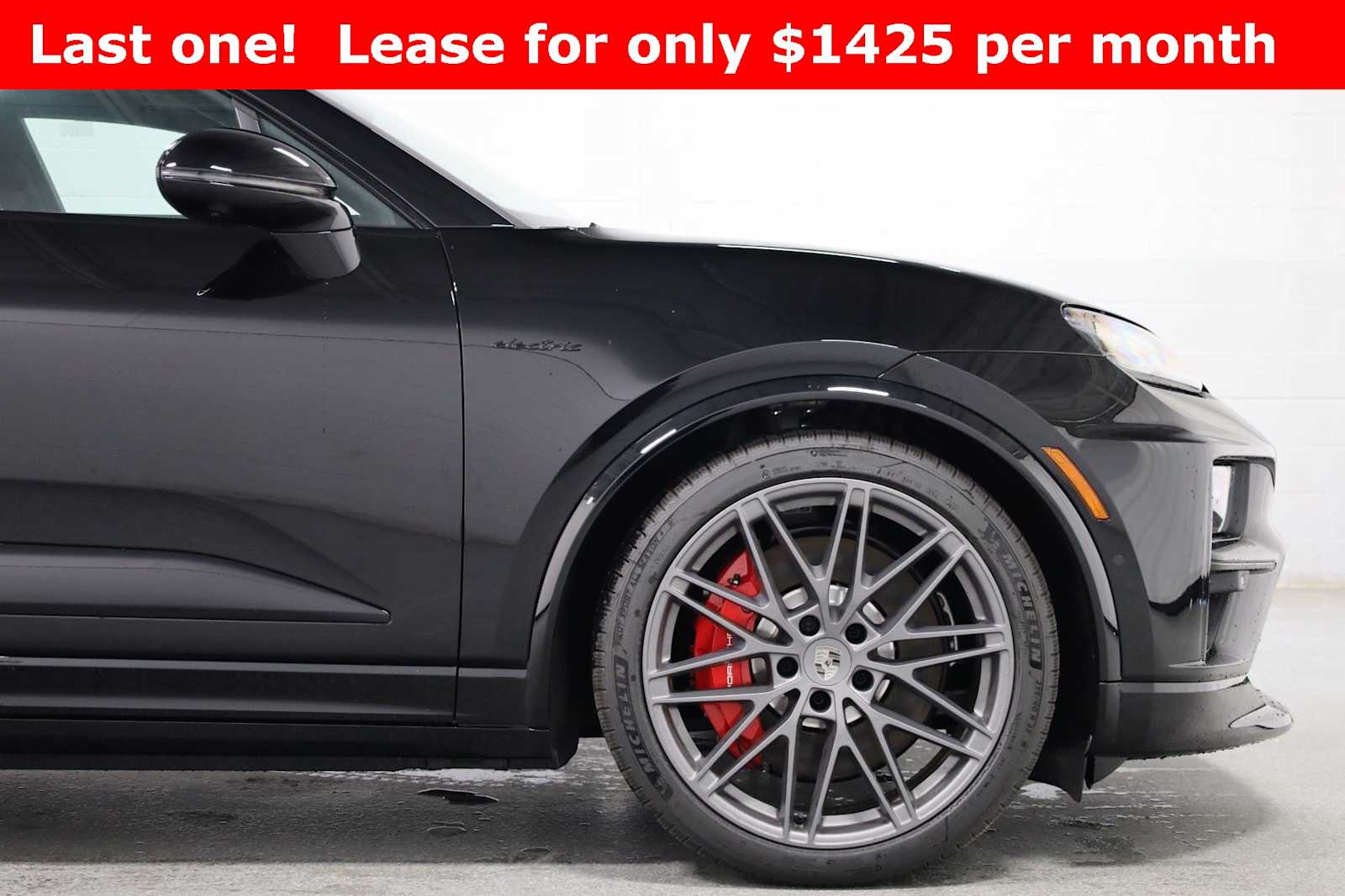 Thumbnail: 2025 Porsche Macan - 11