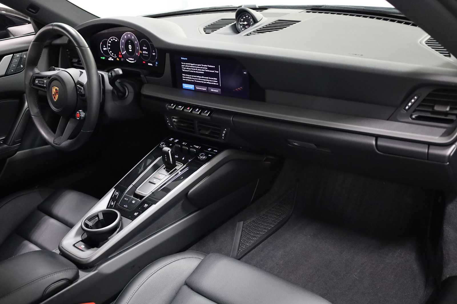 Thumbnail: 2025 Porsche 911 - 6