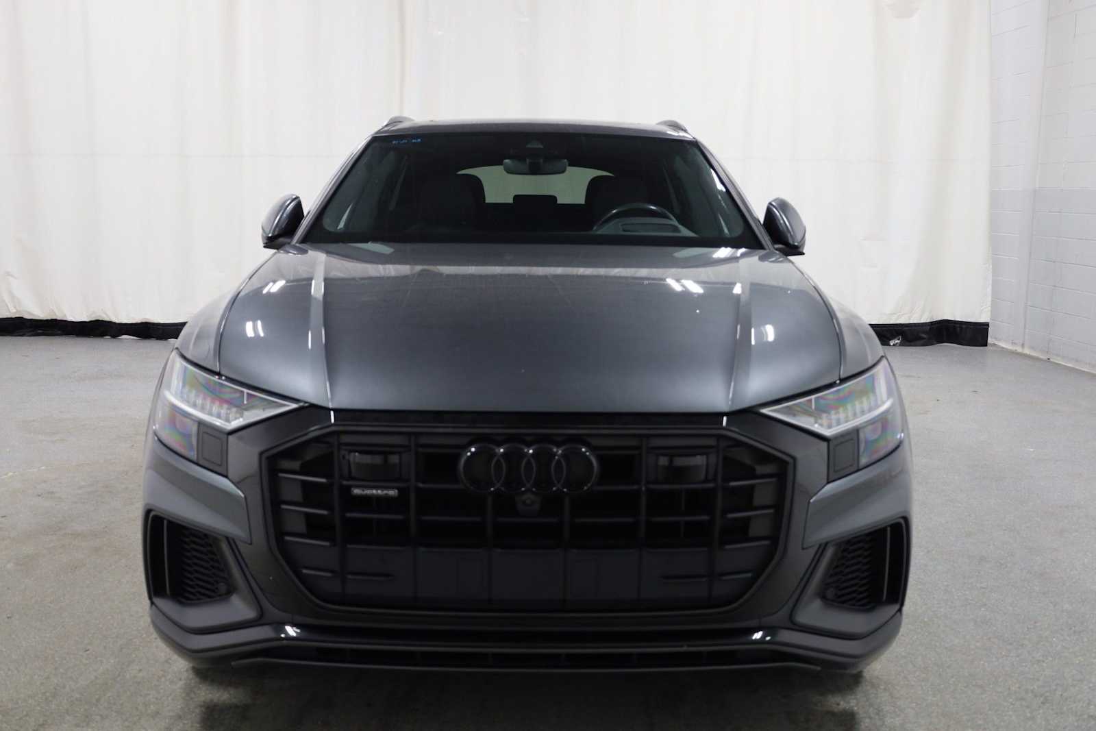 Thumbnail: 2021 Audi Q8 - 14