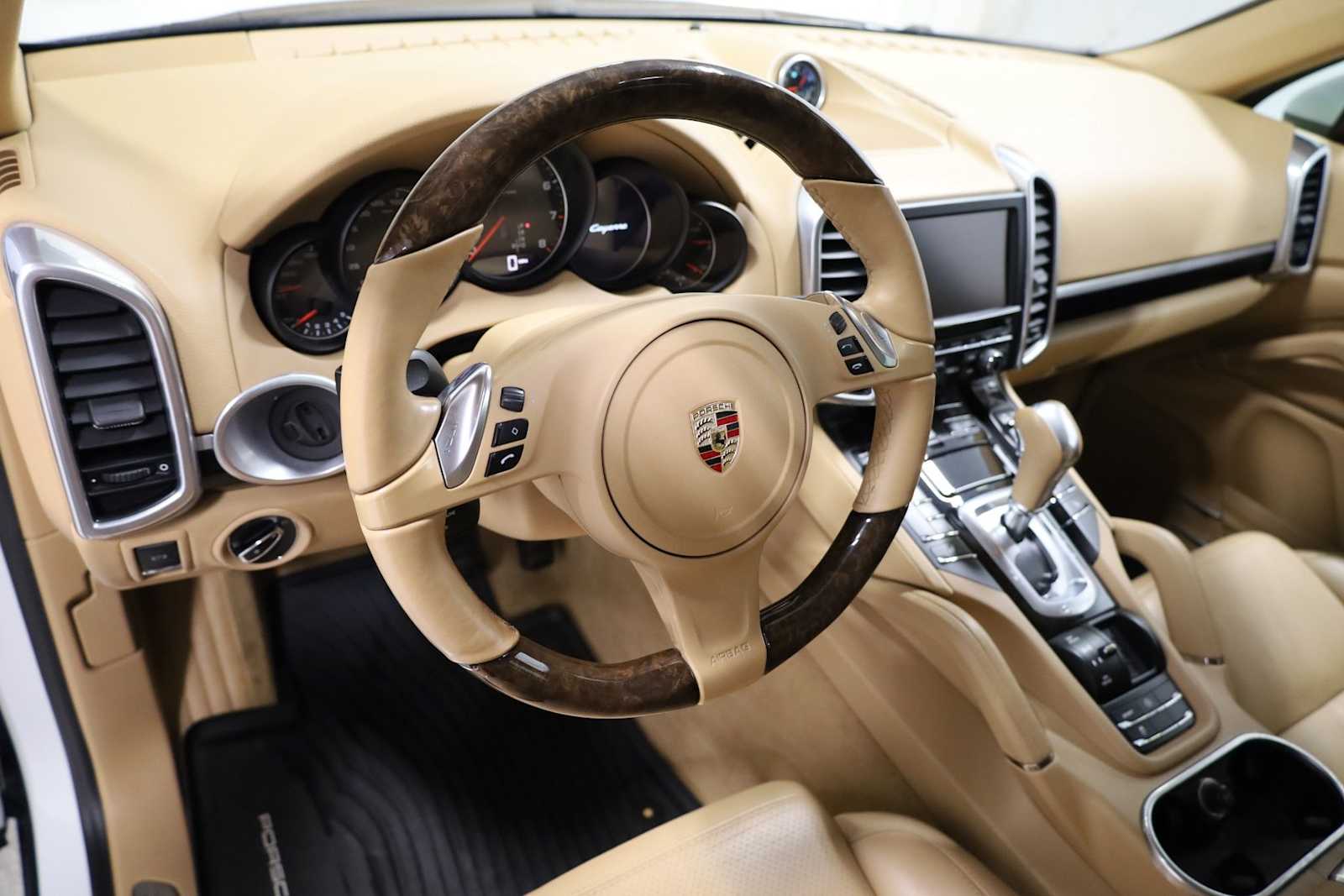 Thumbnail: 2014 Porsche Cayenne - 4