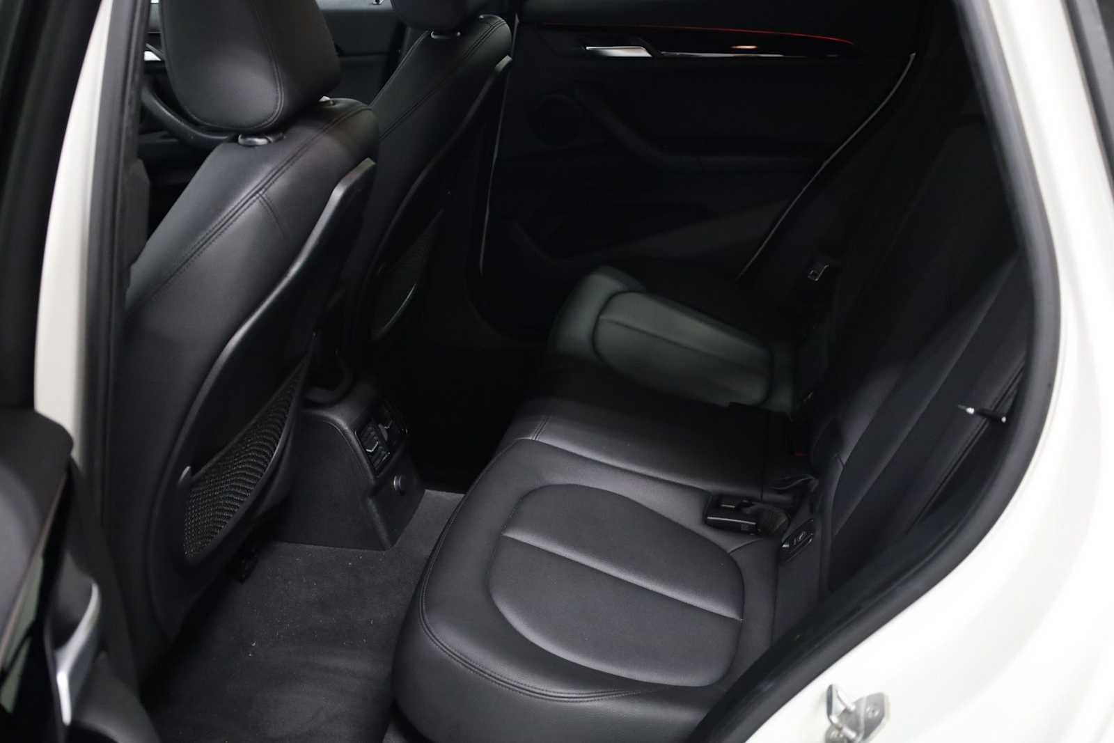 Thumbnail: 2016 BMW X1 - 31