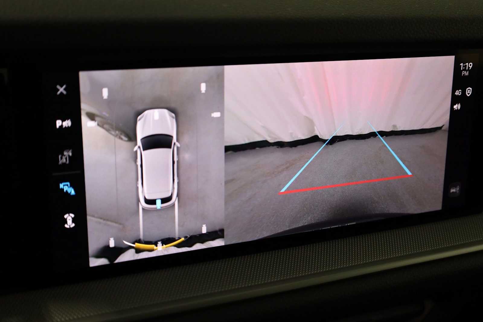 Thumbnail: 2025 Porsche Cayenne - 32