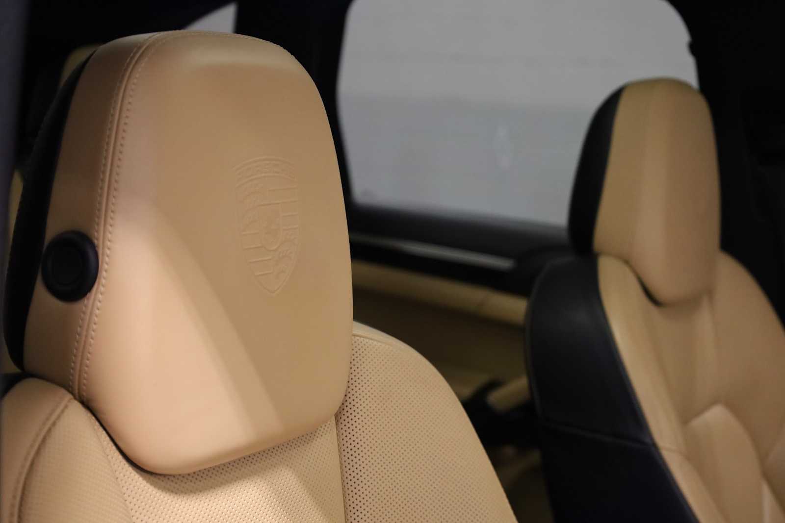 Thumbnail: 2018 Porsche Cayenne - 22
