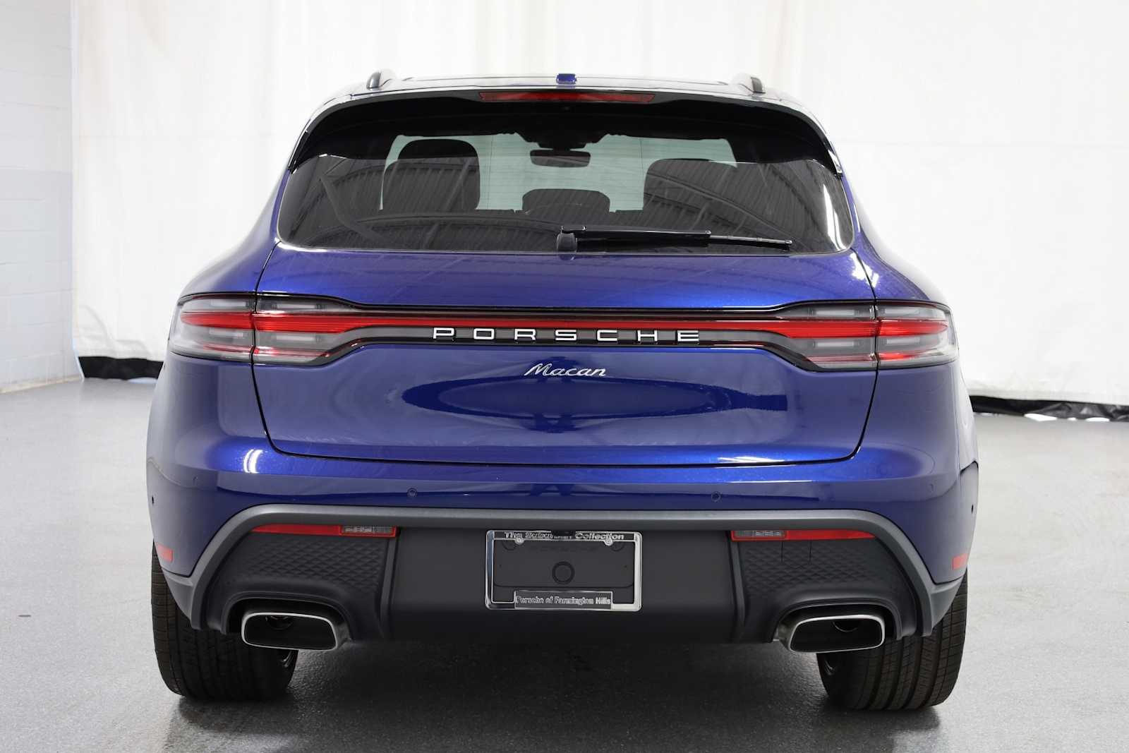 Thumbnail: 2024 Porsche Macan - 8