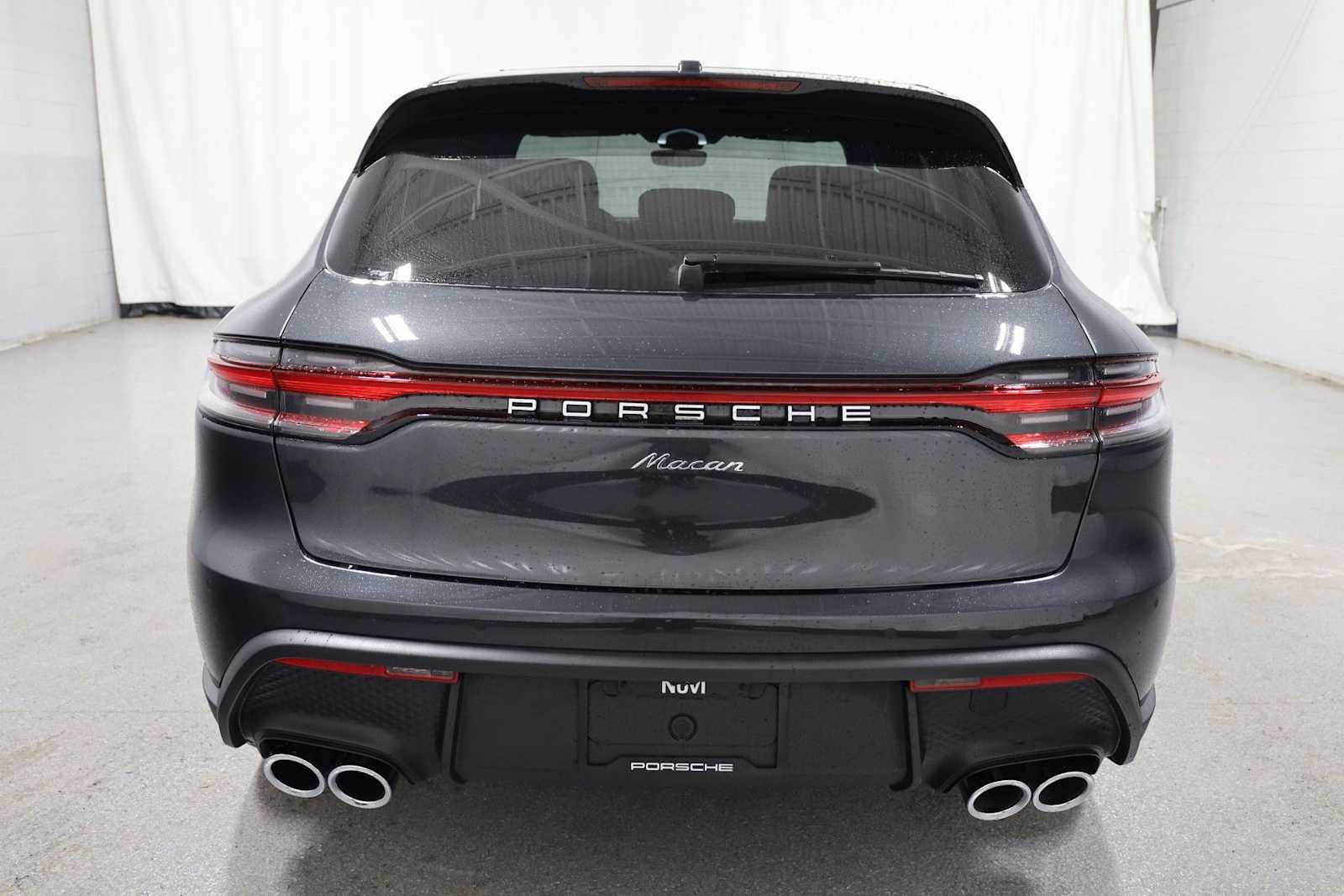 Thumbnail: 2026 Porsche Macan - 7