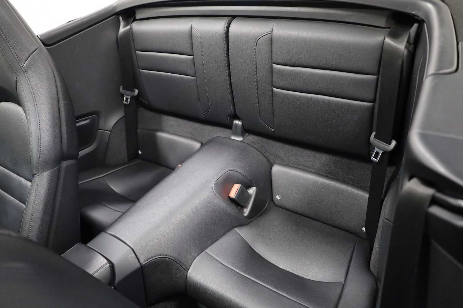 Thumbnail: 2022 Porsche 911 - 35