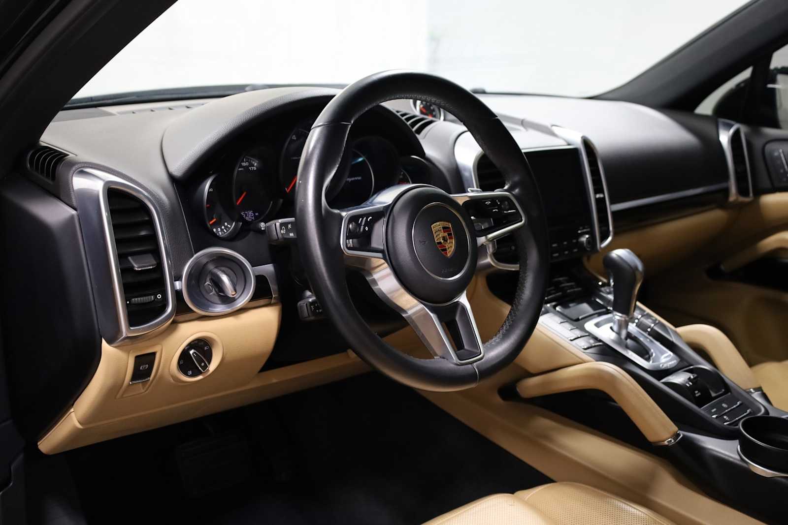 Thumbnail: 2018 Porsche Cayenne - 4