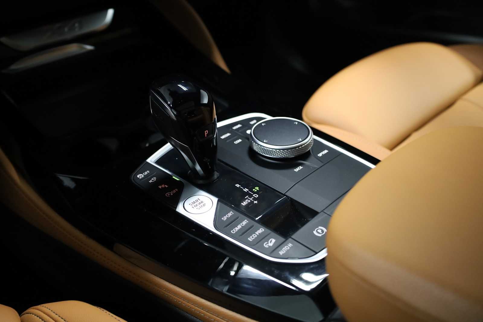 Thumbnail: 2022 BMW X4 - 28