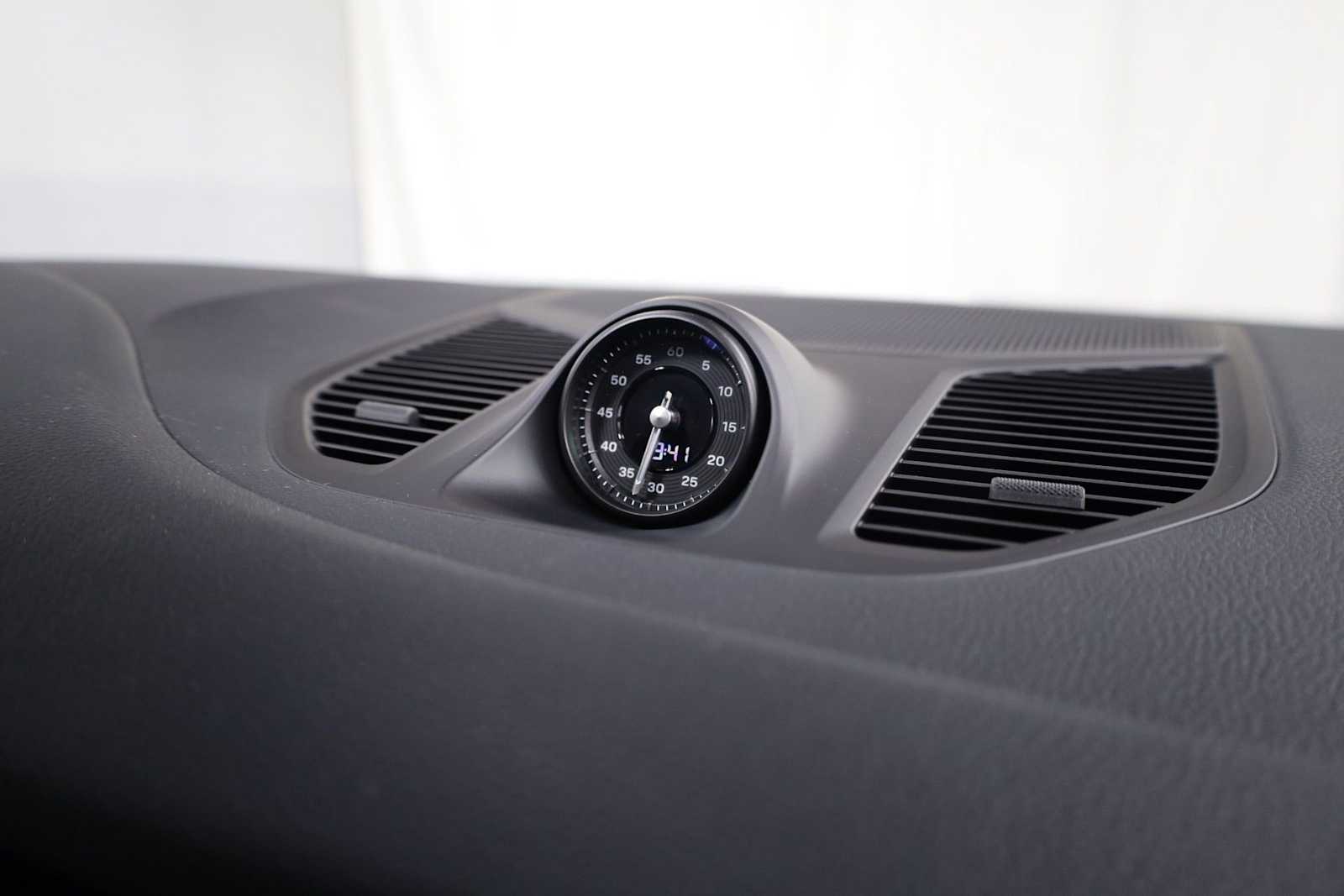 Thumbnail: 2026 Porsche Cayenne - 23