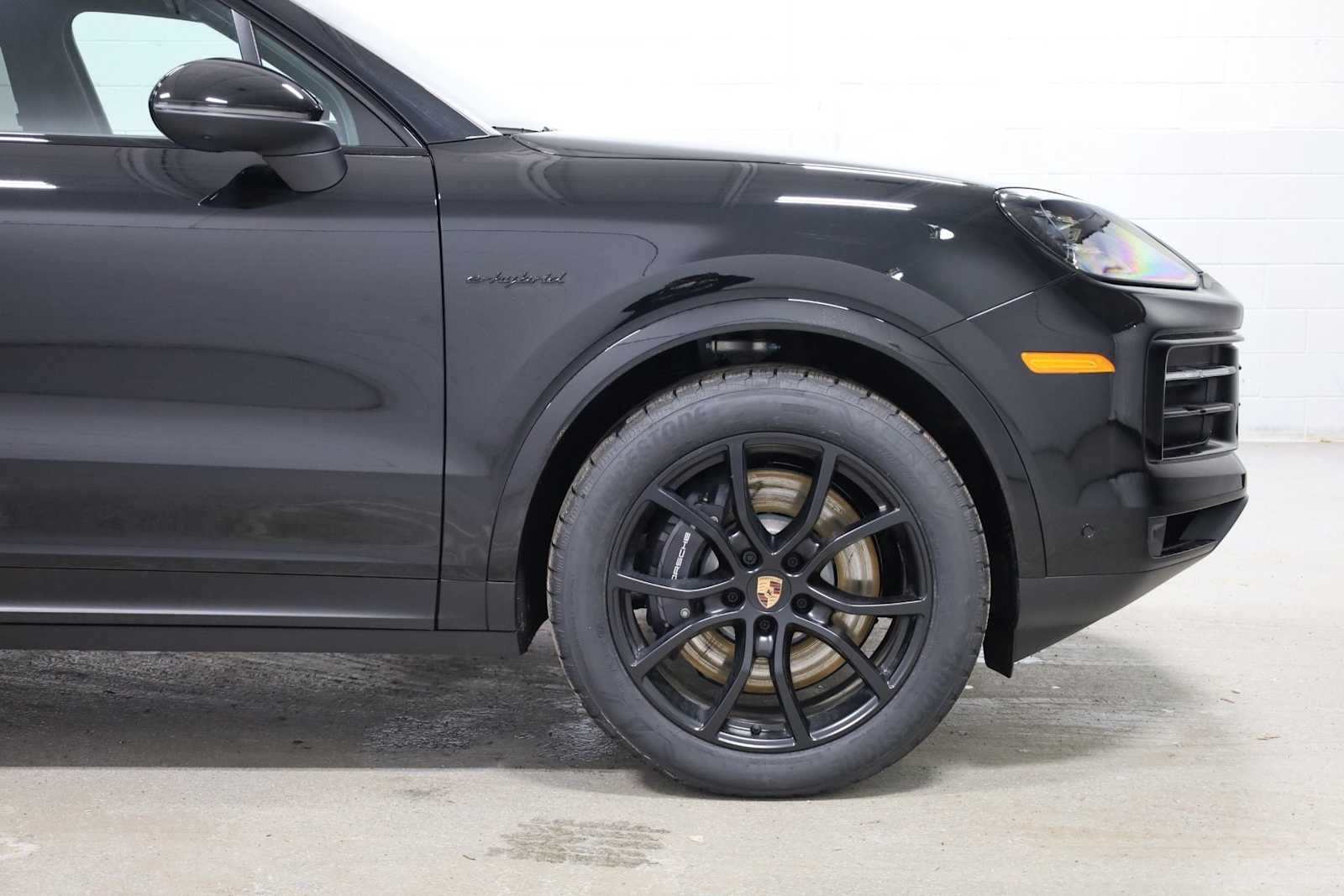 Thumbnail: 2026 Porsche Cayenne - 11