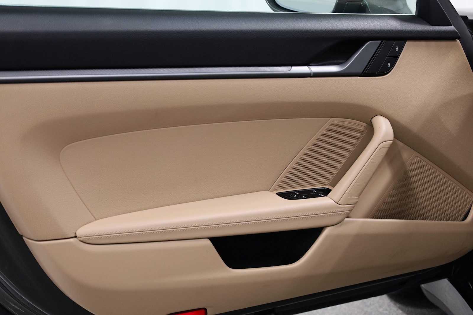 Thumbnail: 2024 Porsche 911 - 16