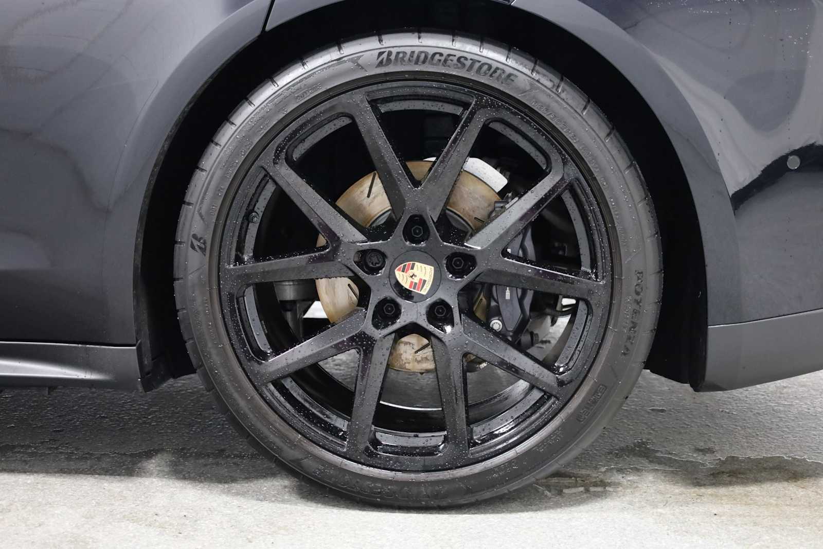 Thumbnail: 2025 Porsche Panamera - 36