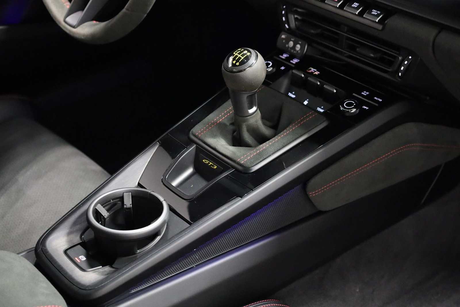 Thumbnail: 2023 Porsche 911 - 21