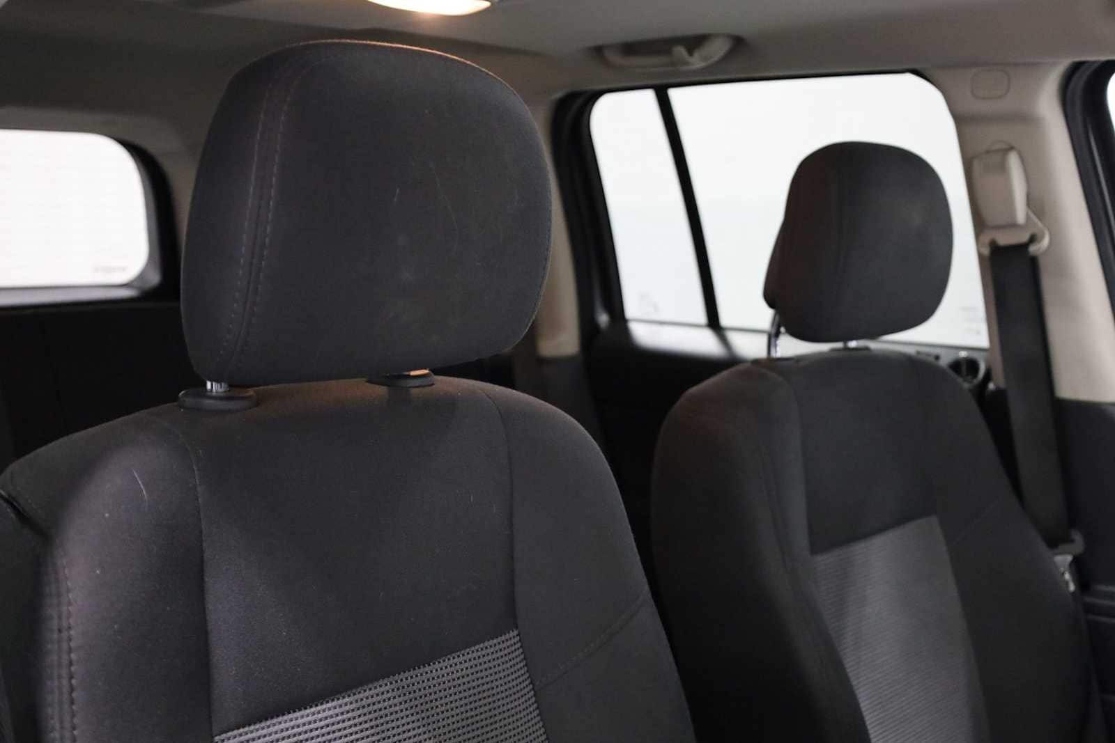 Thumbnail: 2014 Jeep Patriot - 20