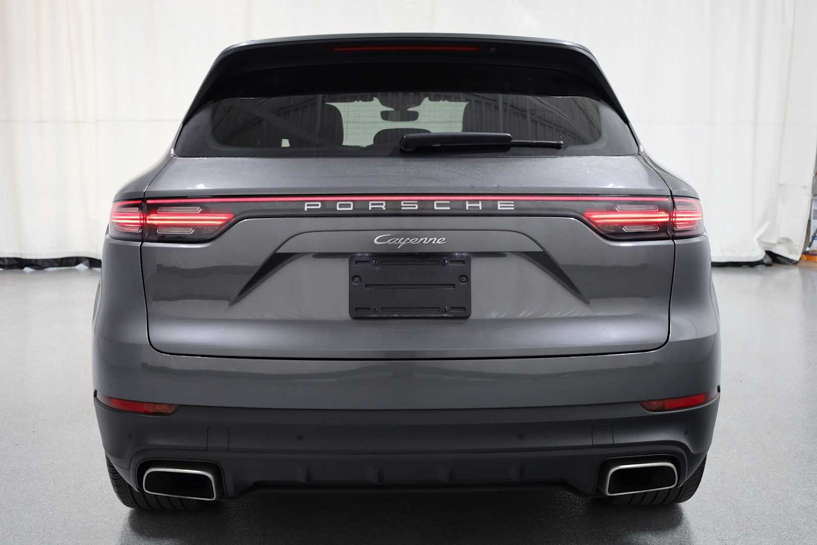 Thumbnail: 2022 Porsche Cayenne - 7