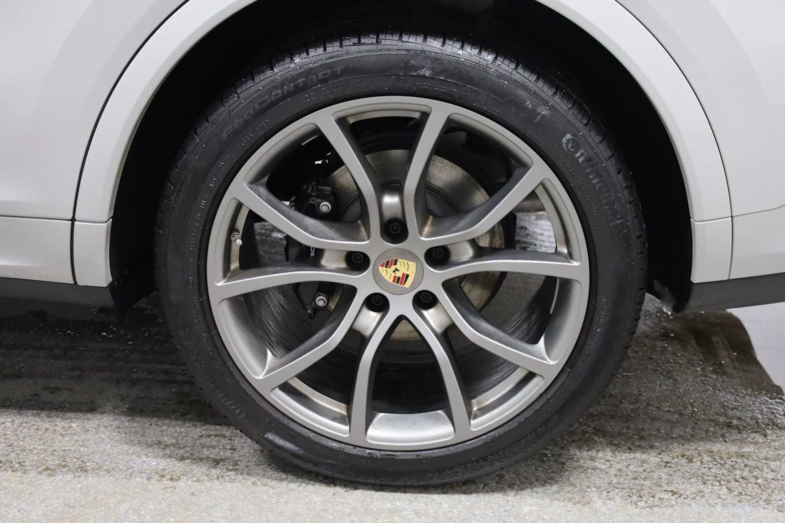 Thumbnail: 2023 Porsche  - 38