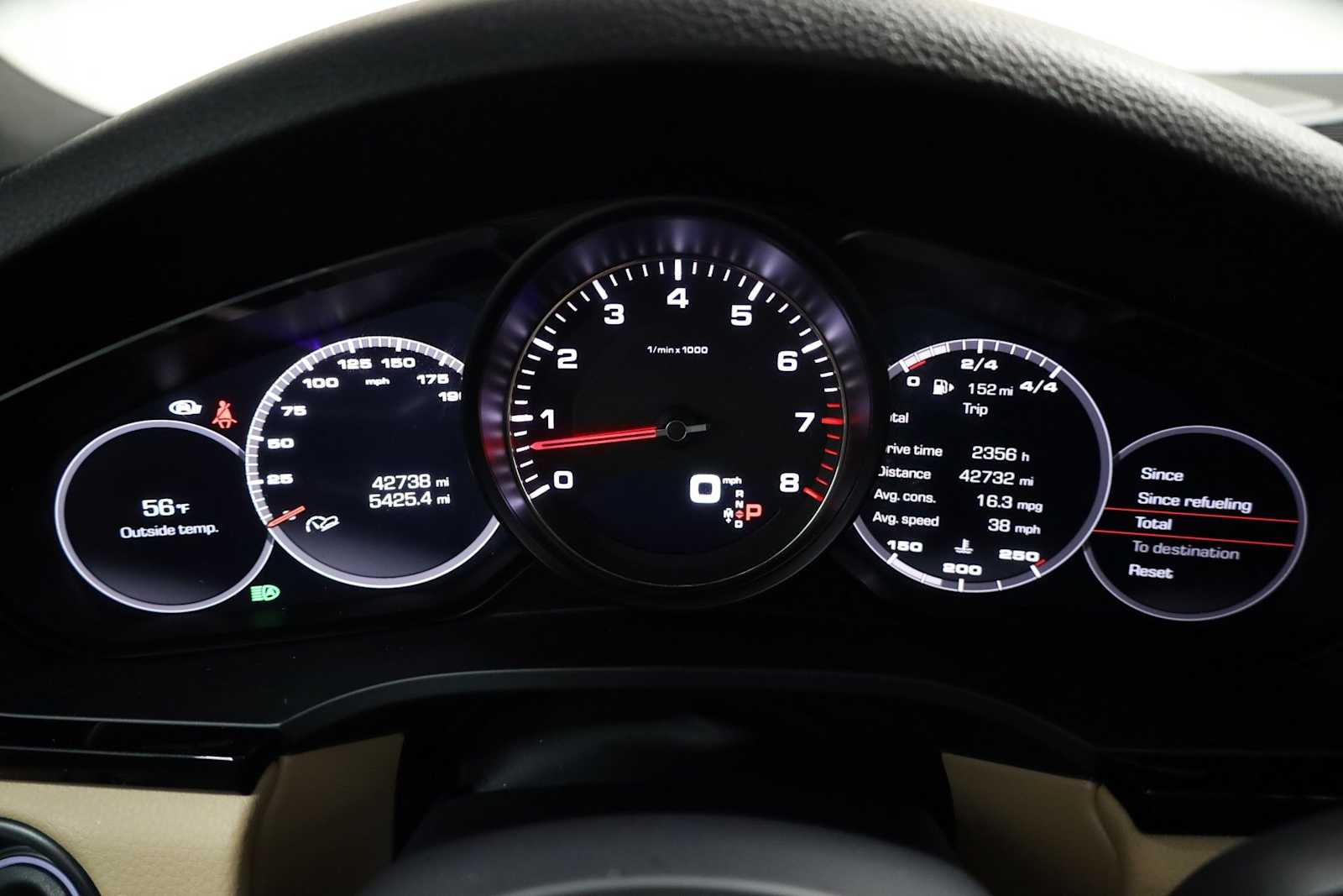 Thumbnail: 2019 Porsche Cayenne - 24