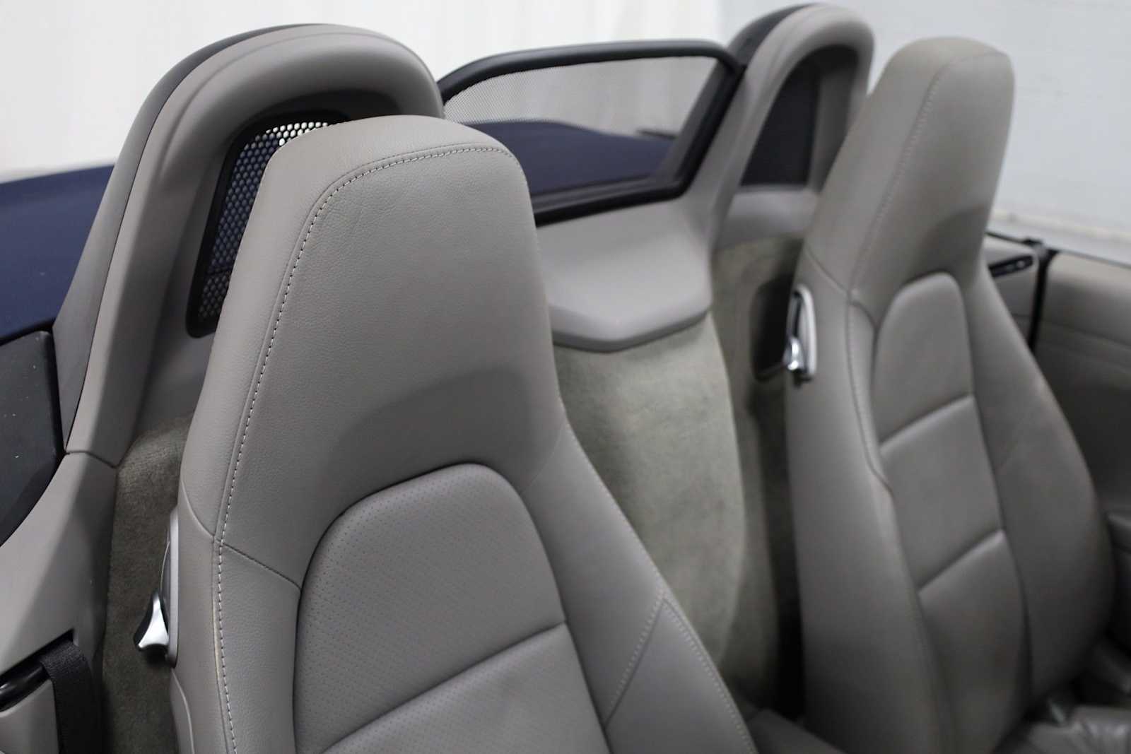 Thumbnail: 2013 Porsche Boxster - 19