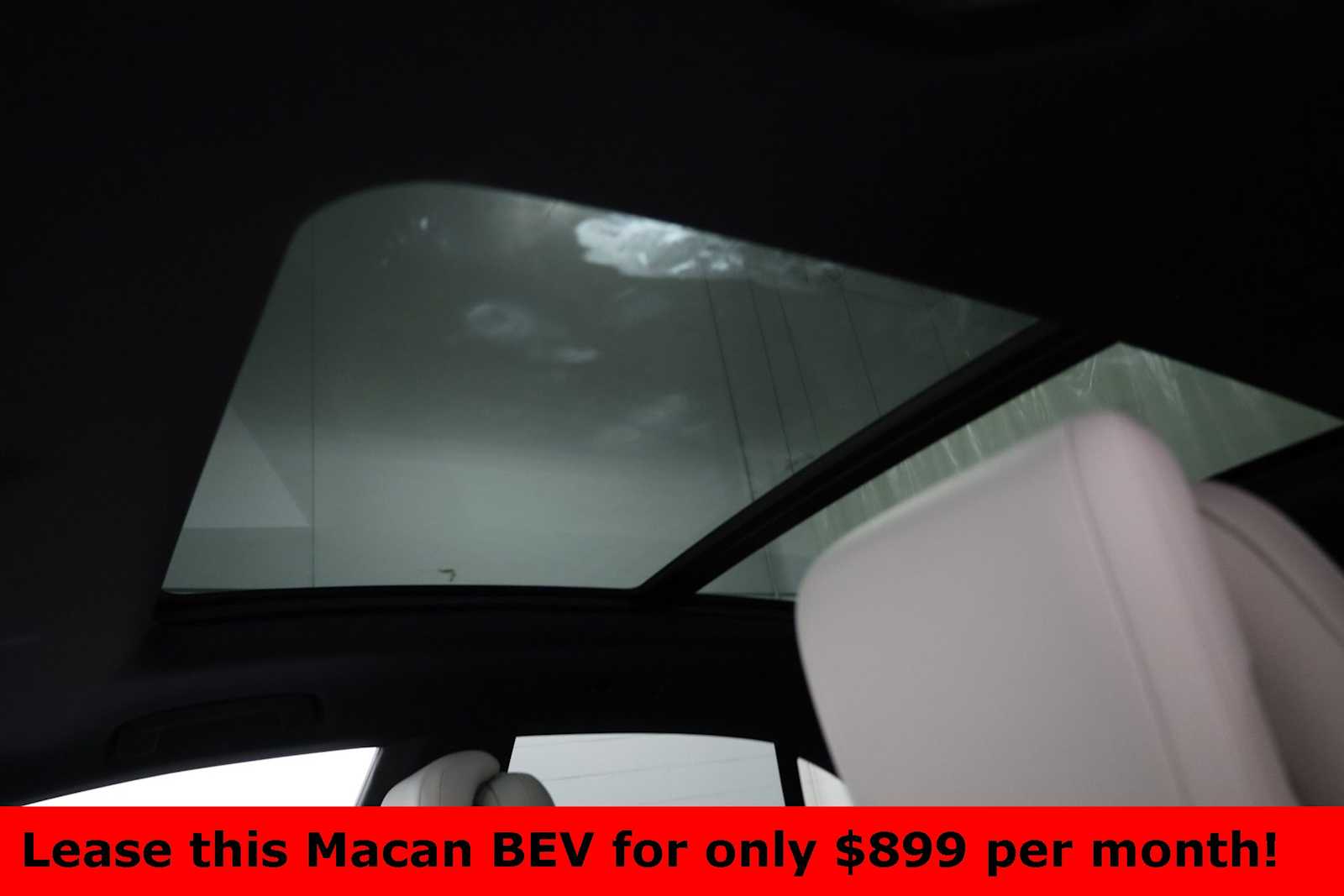 Thumbnail: 2025 Porsche Macan - 20