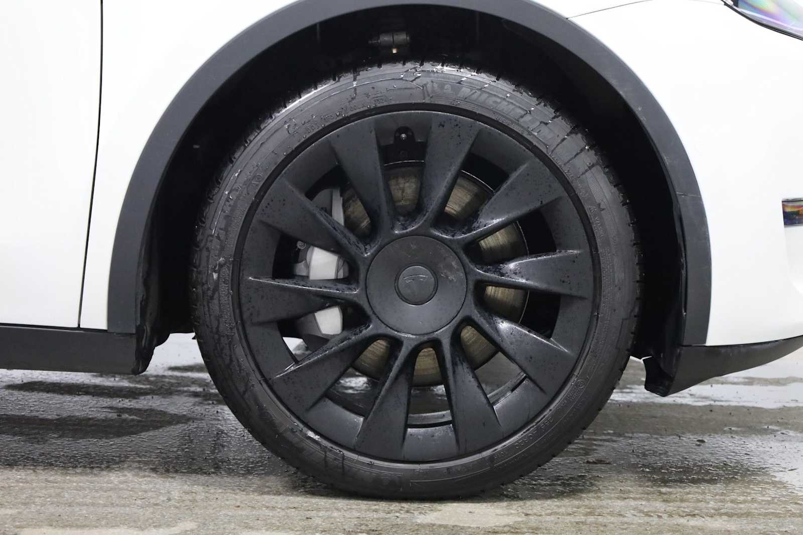 Thumbnail: 2020 Tesla Model Y - 12