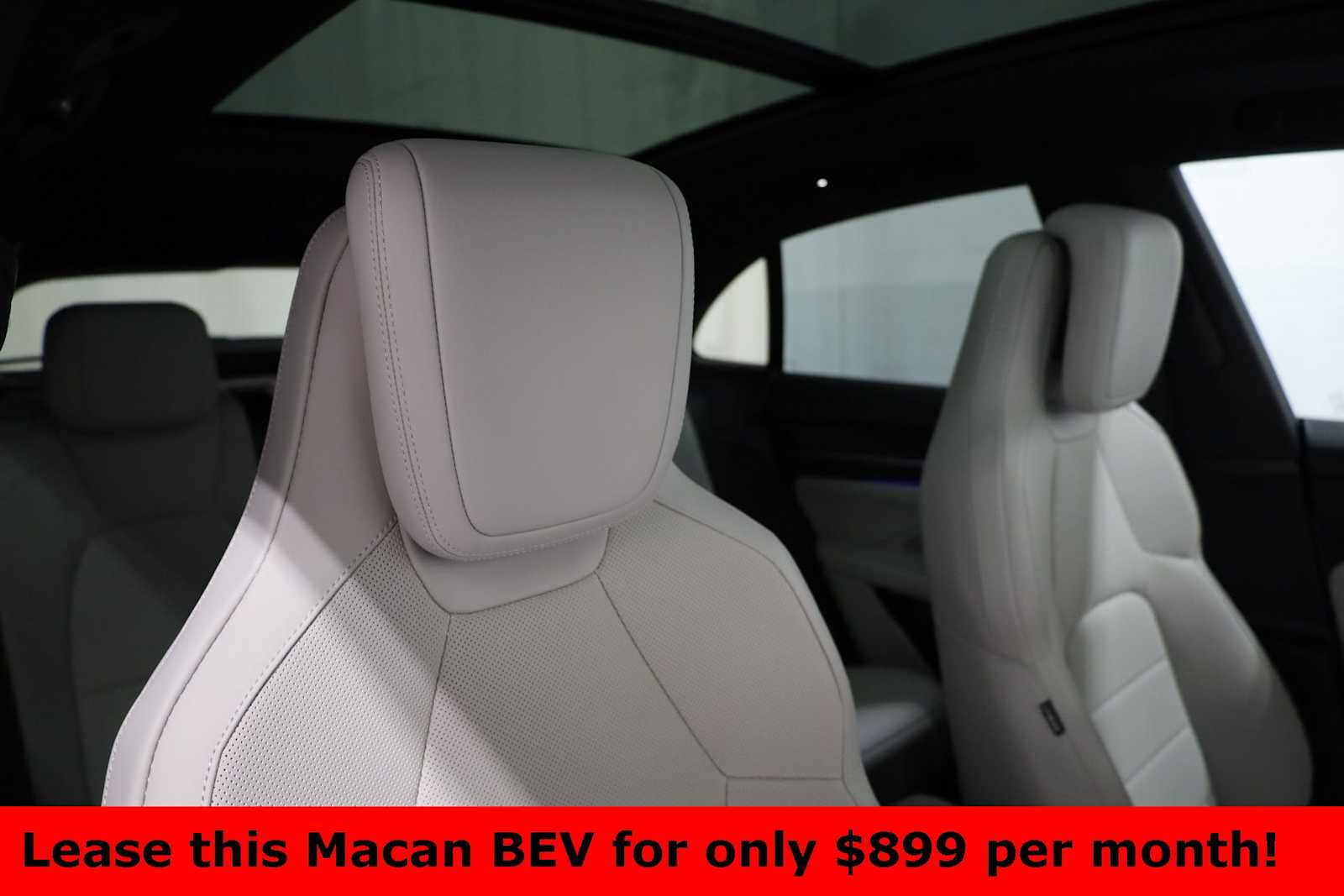 Thumbnail: 2025 Porsche Macan - 22